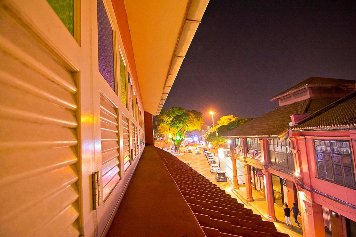 JonkeRED Heritage Hotel - Housity