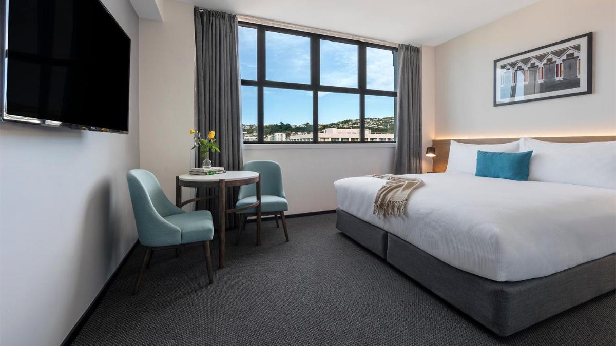 Oaks Wellington Hotel - Housity