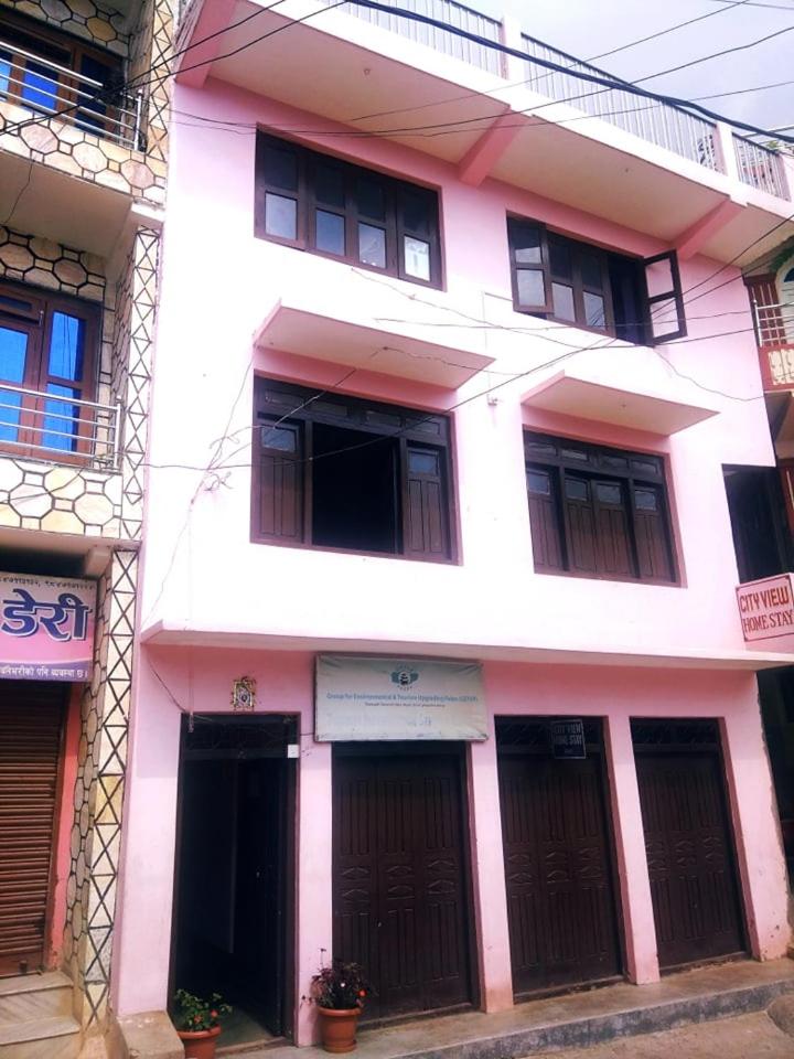 City View Home Stay - Housity