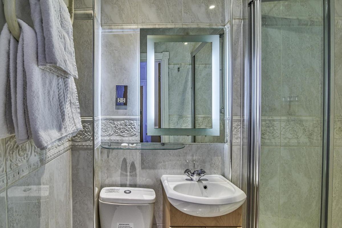 Hyde Park Radnor Hotel B&B - Housity