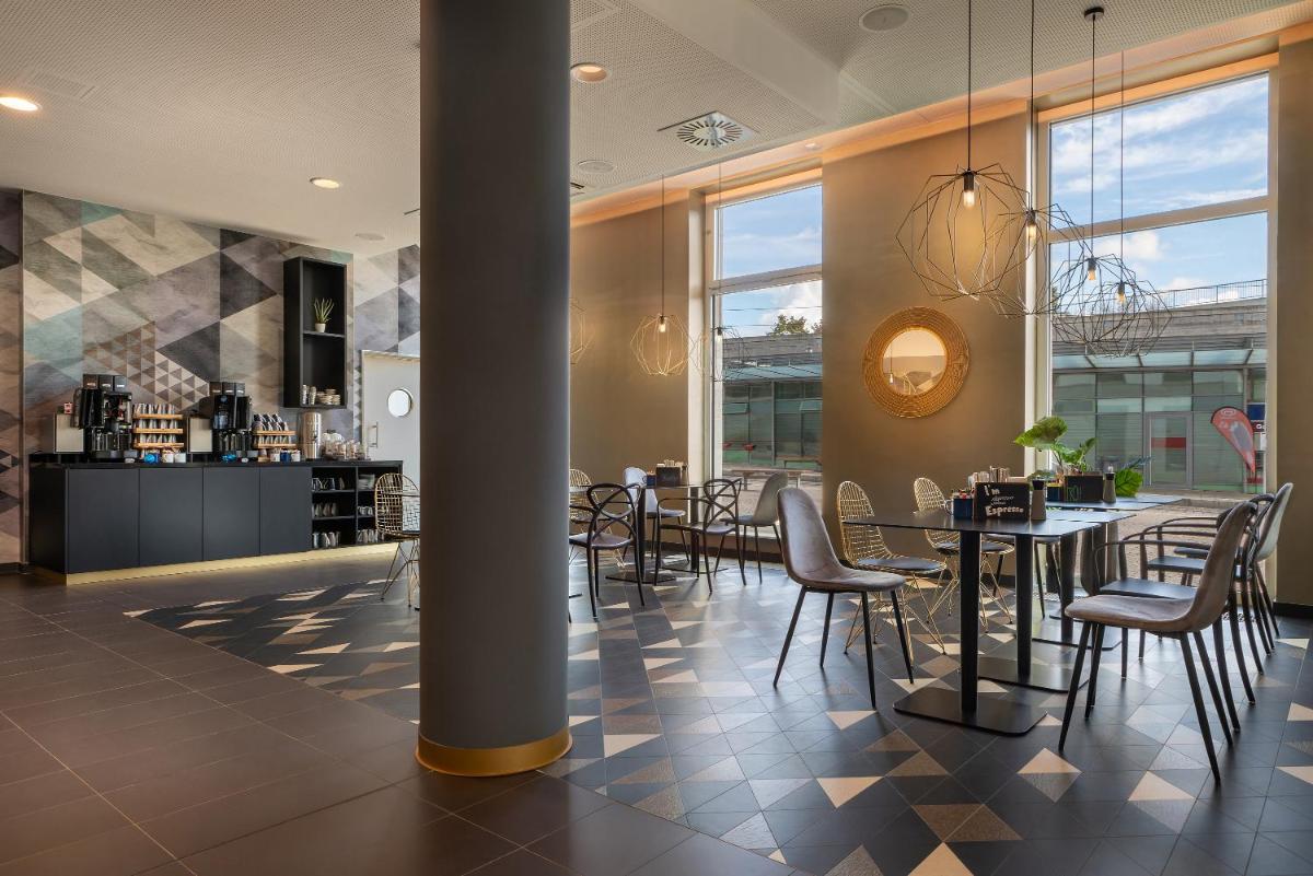 Holiday Inn - the niu, Ridge Halle Central Station by IHG - Housity