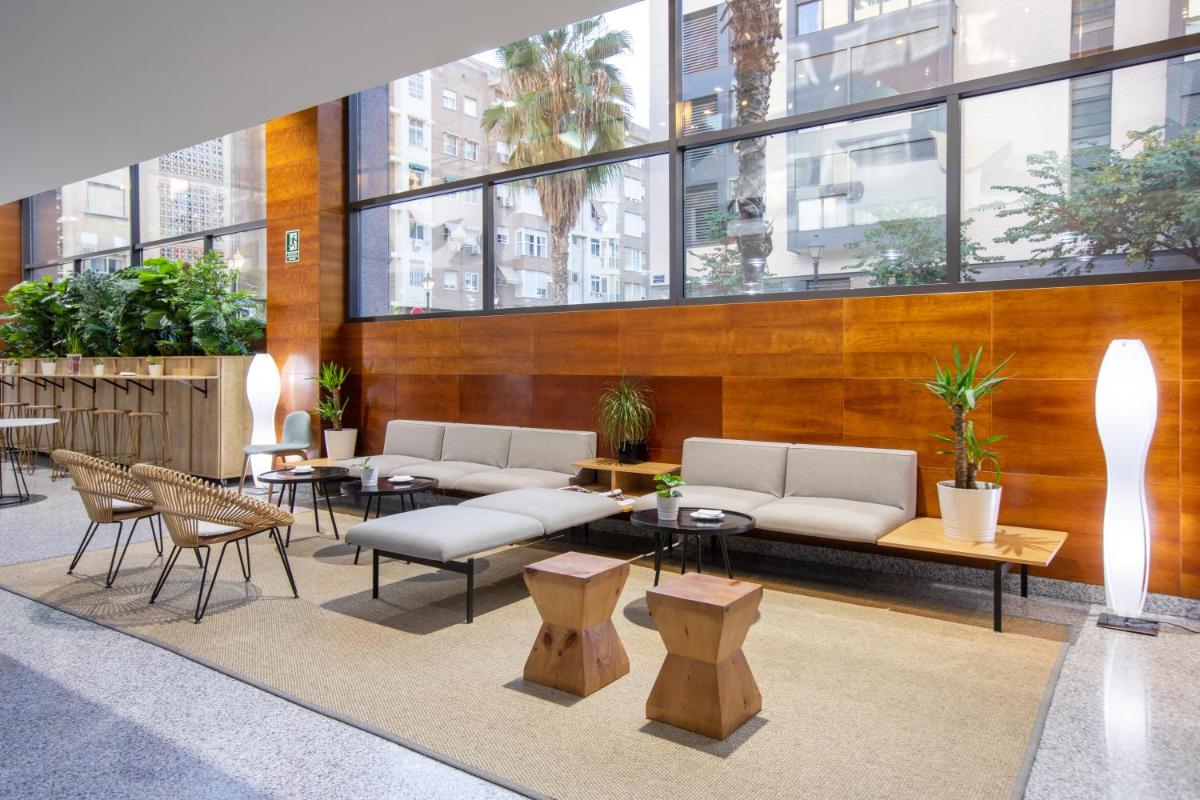 Eurostars Acteón - Housity