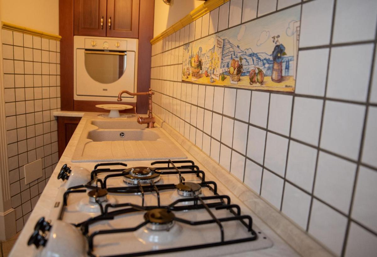 Solimena House - Housity