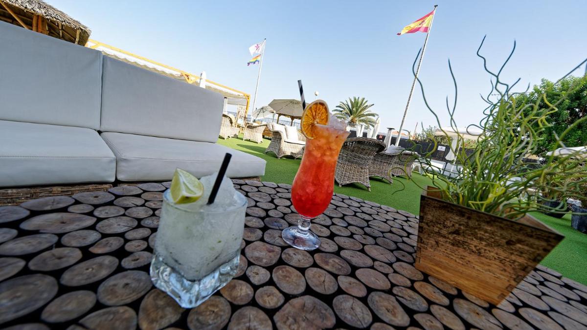 Bebidas en FBC Fortuny Resort - Adults Only