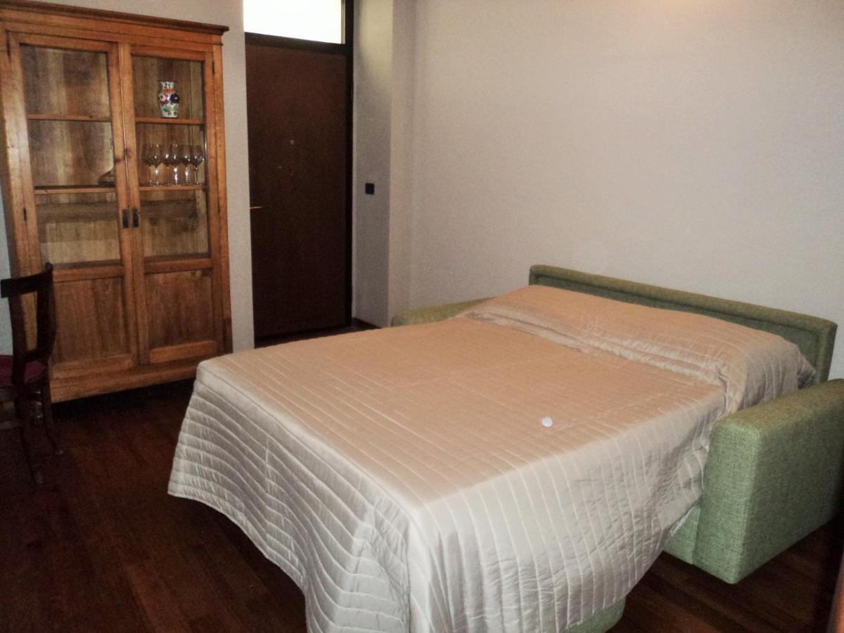 VIA PERTINACE 1 - APPARTAMENTO - Hizvo