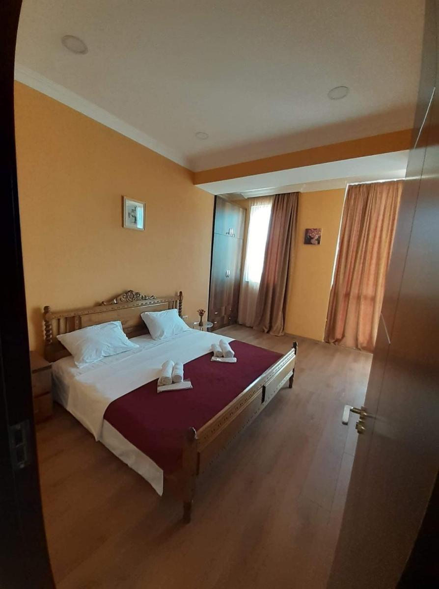 Fantaflat Old Tbilisi Apartment - Housity