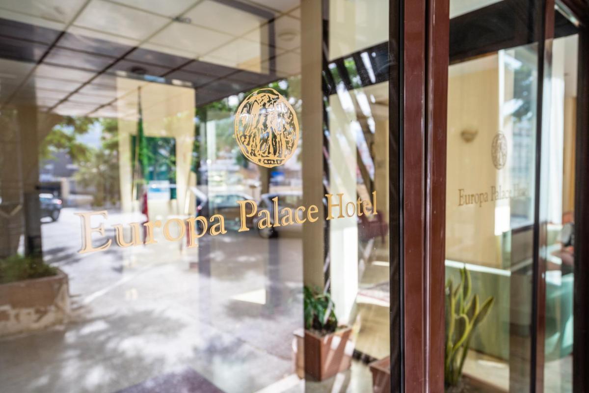 Europa Palace Hotel - Housity