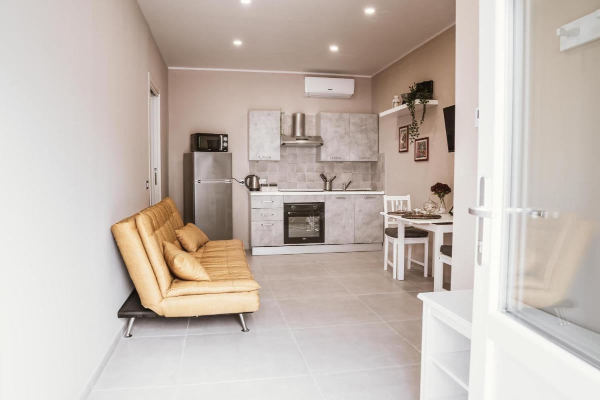 La corte di Silvia - Housity