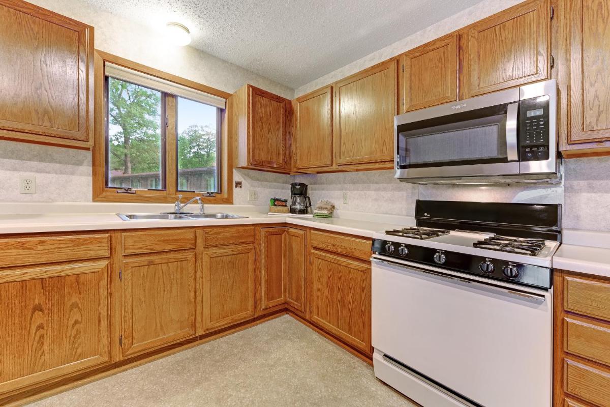 Chanticleer Inn:  8 - Housity