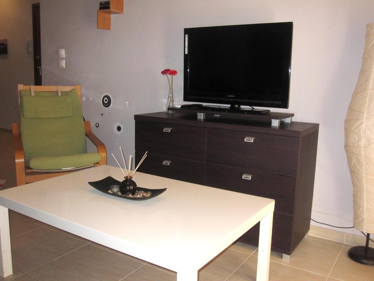 City Center Martha's Apartment - Housity