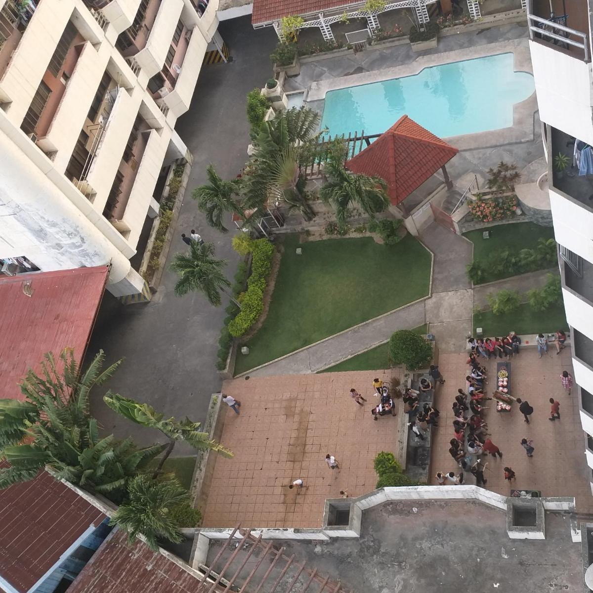 Obaid's Condo at Winland Towers - Housity