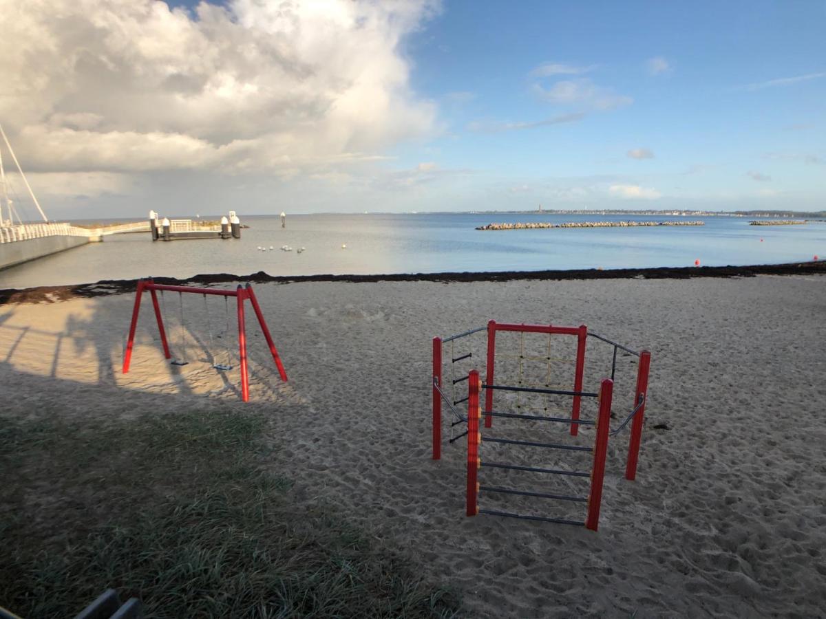 Nur 50m zum Yachthafen und 100m zum Strand - Housity