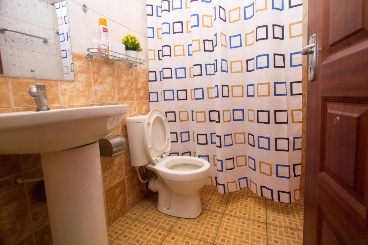 Essy's Furnished Homes Nakuru with pool & GYM - Hizvo