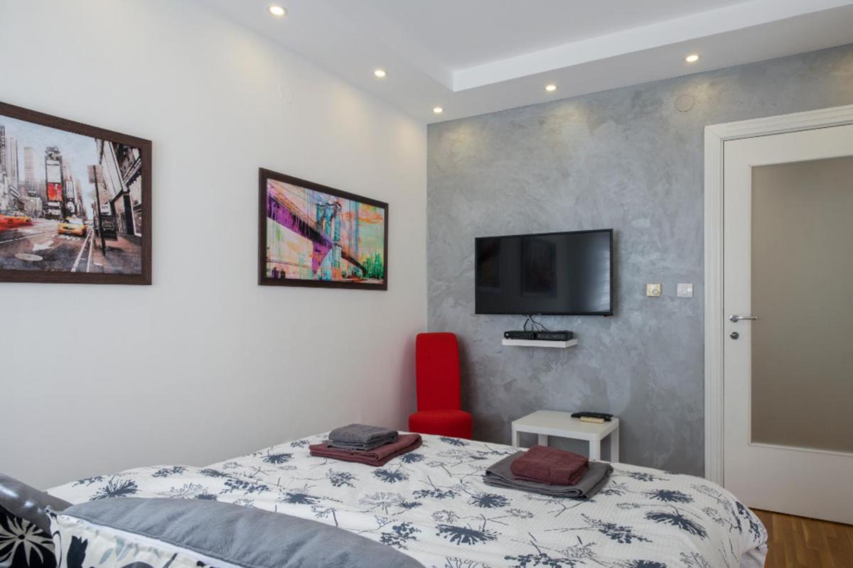 Bella Apartment Belgrade - Housity