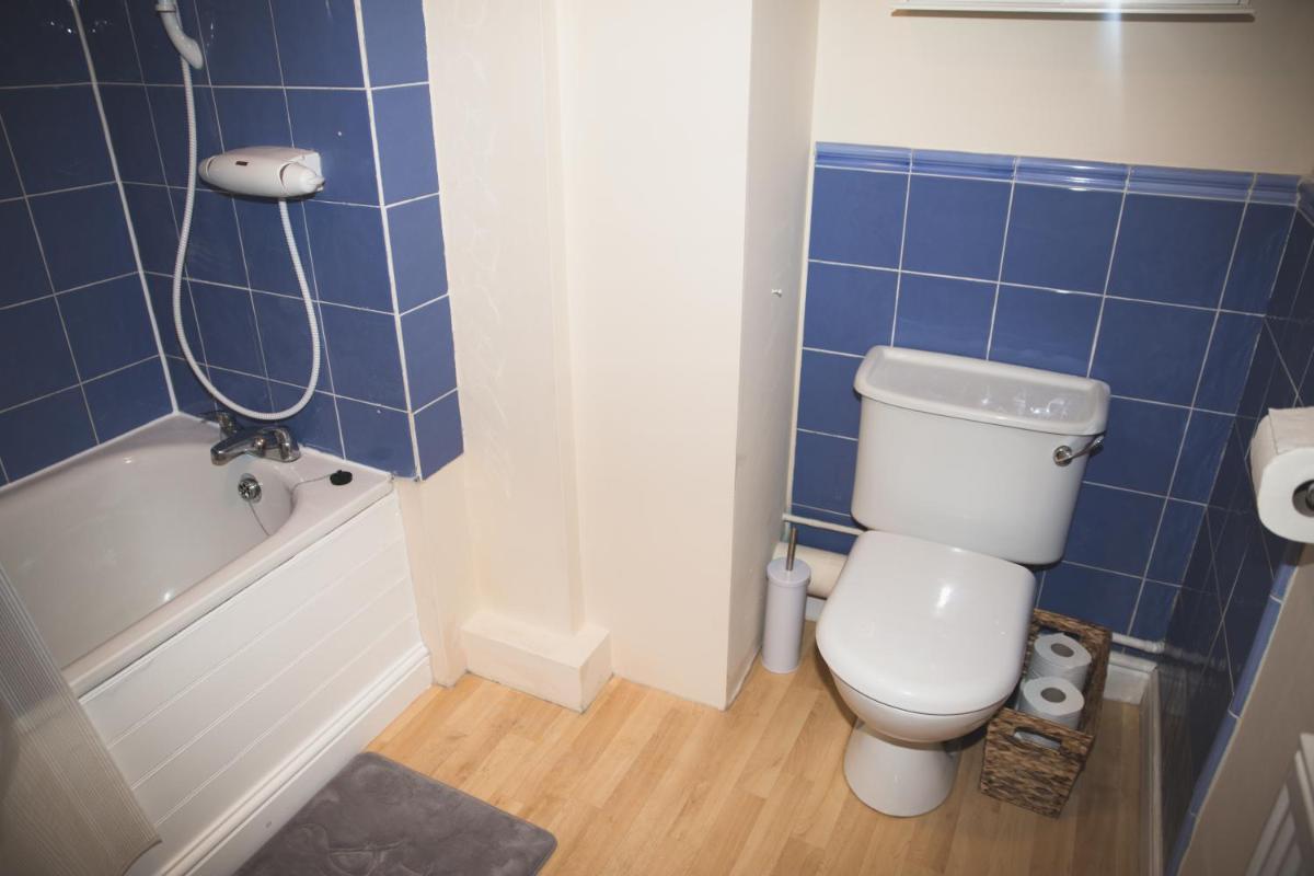 Cobbold Row Cottage, Stunning, Fully Equipped Property In Suffolk - Housity