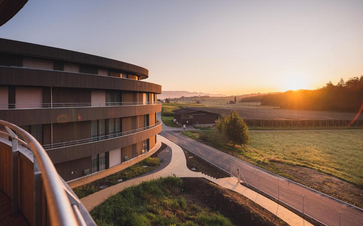 Pflegehotel Sutz-Lattrigen - Housity