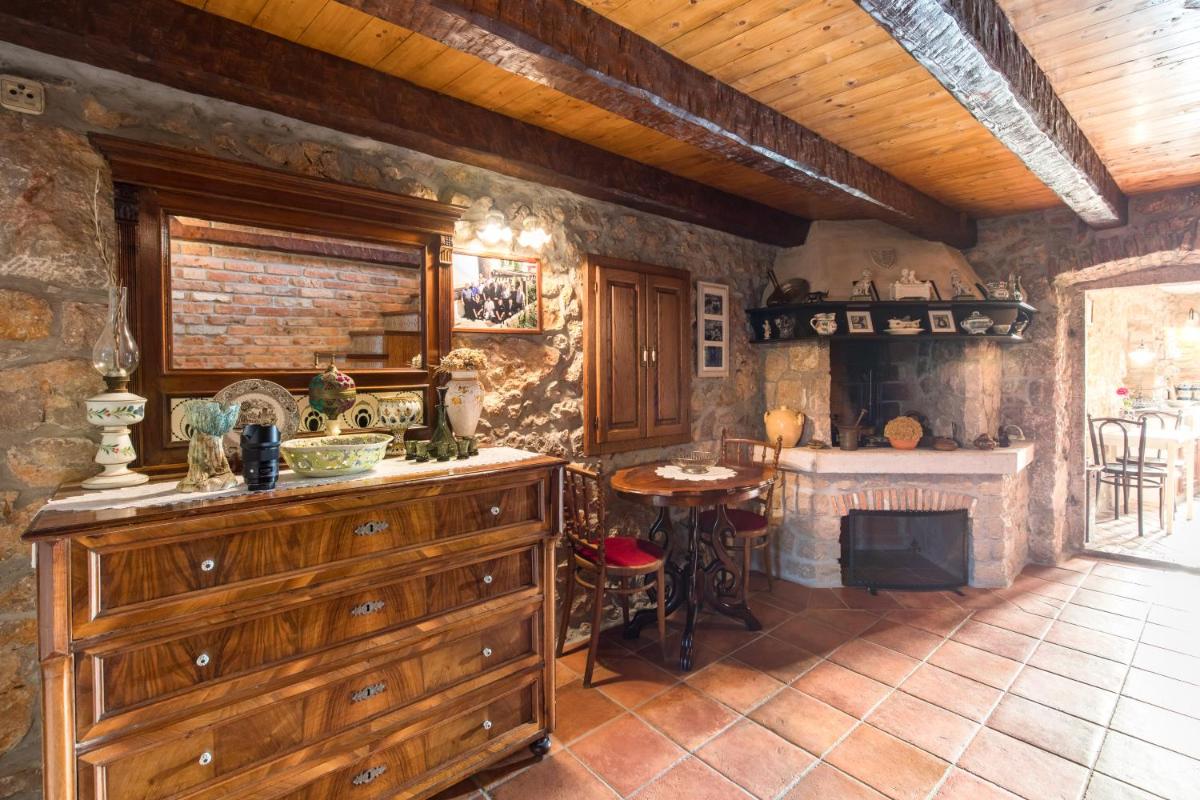 Holiday Home Bozanić - Housity
