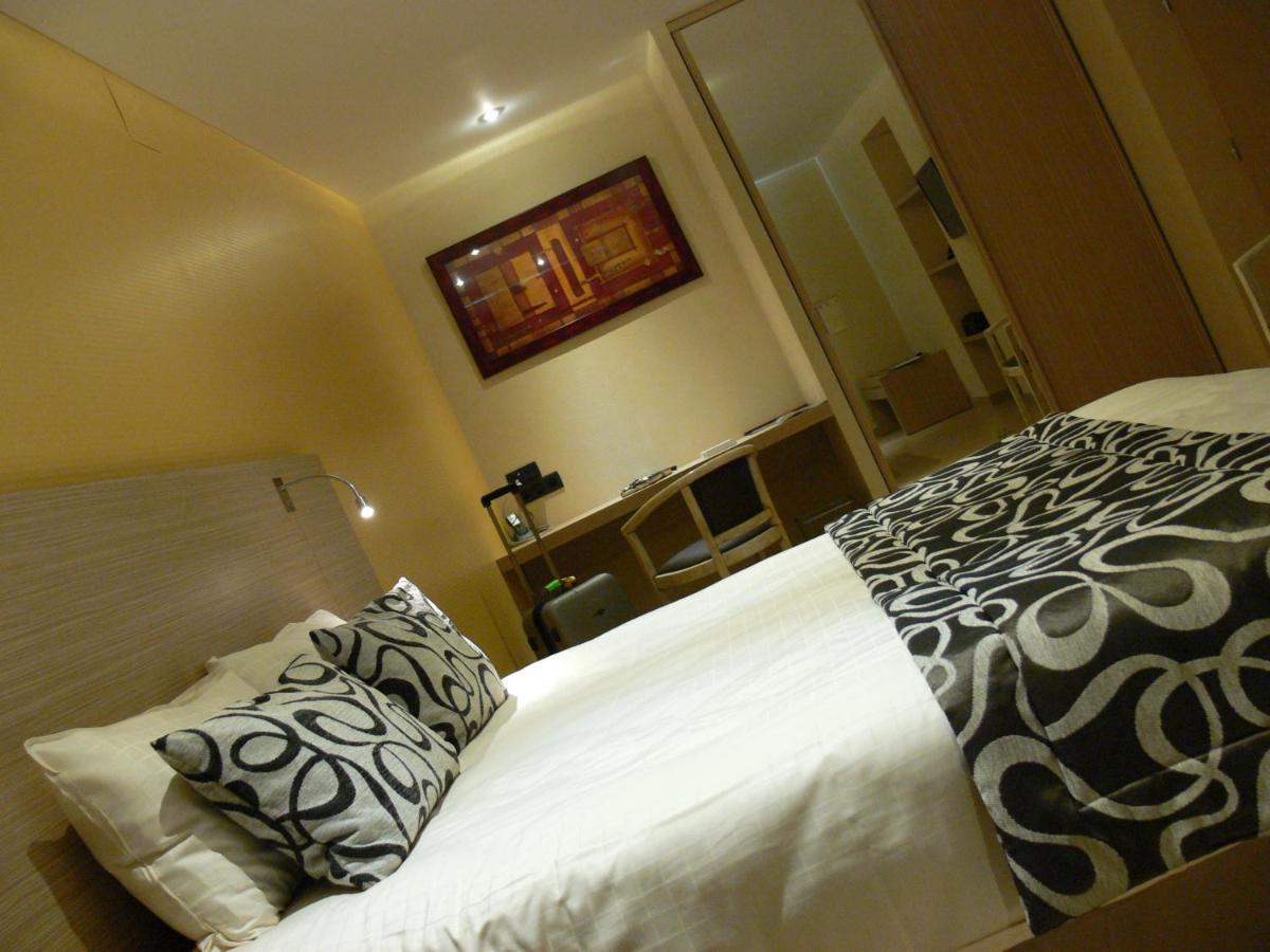 Logis Hotels Le Champalud Restaurant La Citadelle - Housity