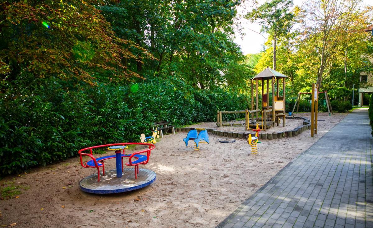 Wyspa Uznam - Wyspa Uznam - Housity