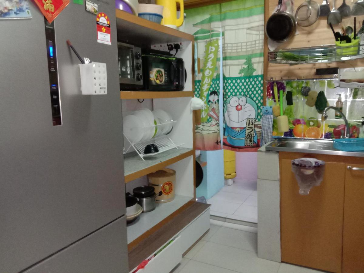 A room in Aparnt Sri Impian - Housity