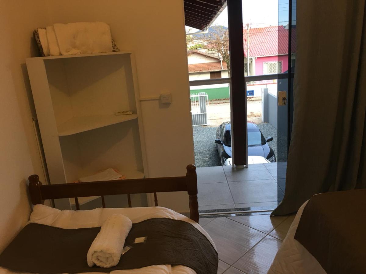 Hospedagem Penha - Beto carreiro e Praias - Housity