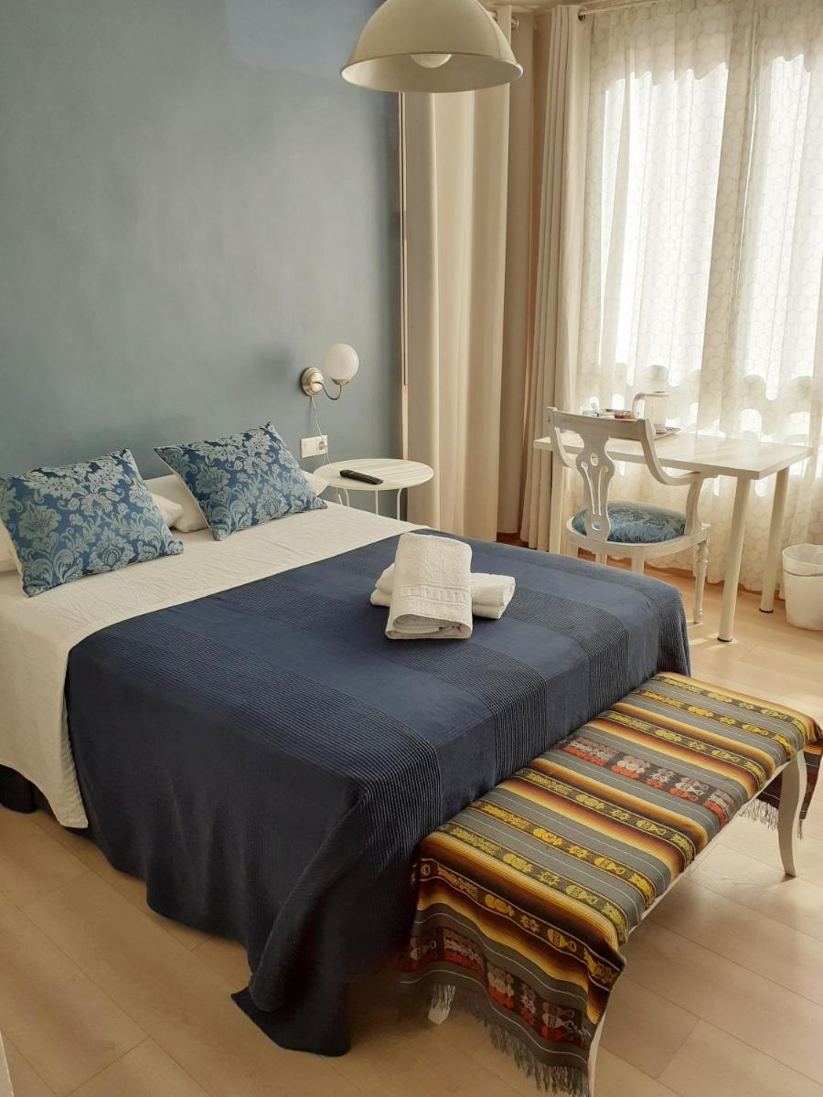 Pension Arena Alicante - Housity