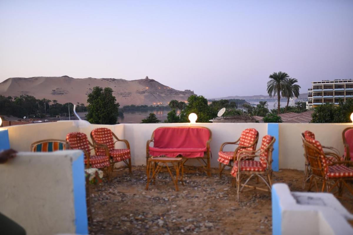 Kosh royal house - Housity