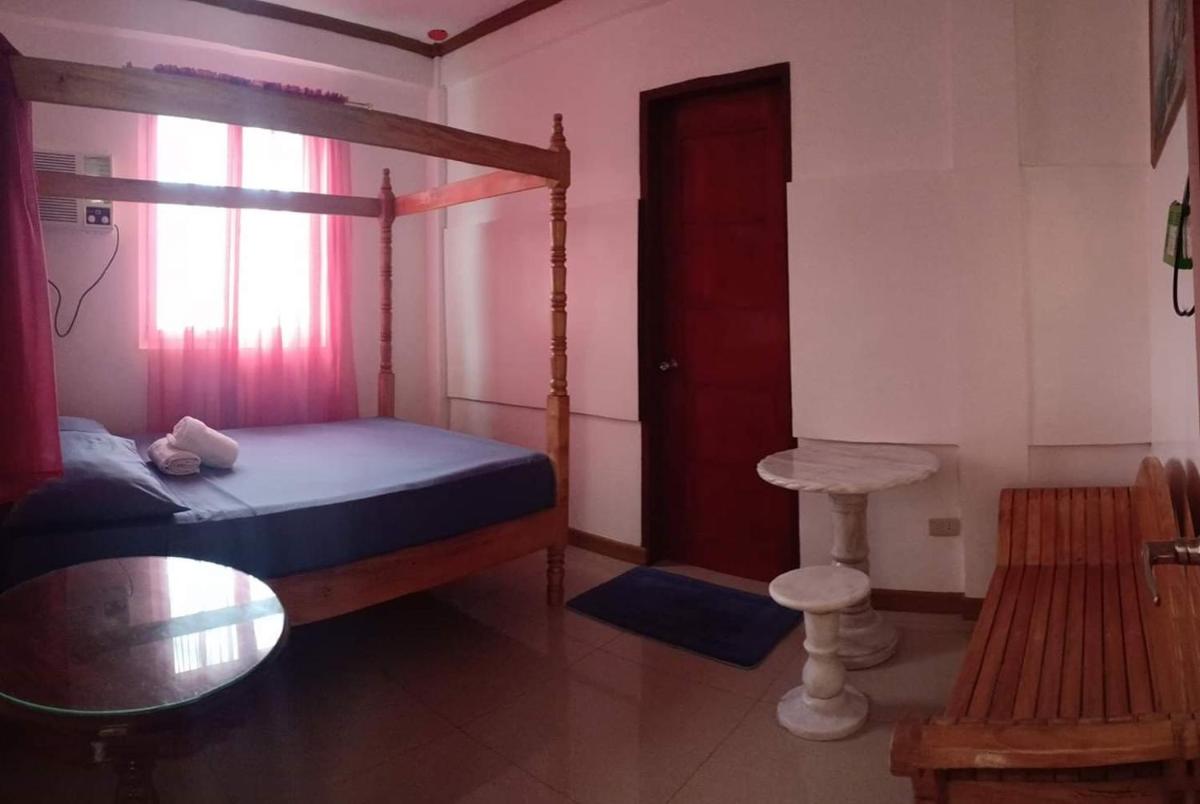 Amerie Rae Resorts - Housity