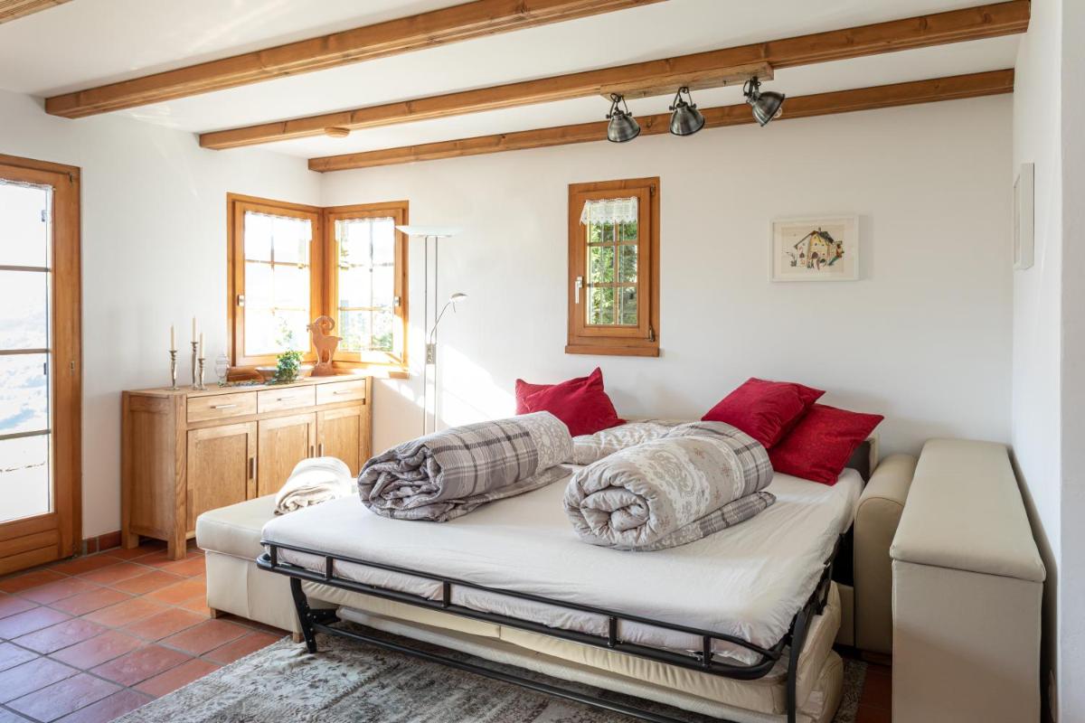 Bijou Ladir - Housity