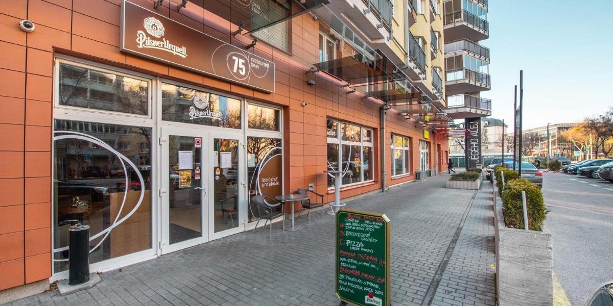 Brand new apartment. Parking spot included! - Housity