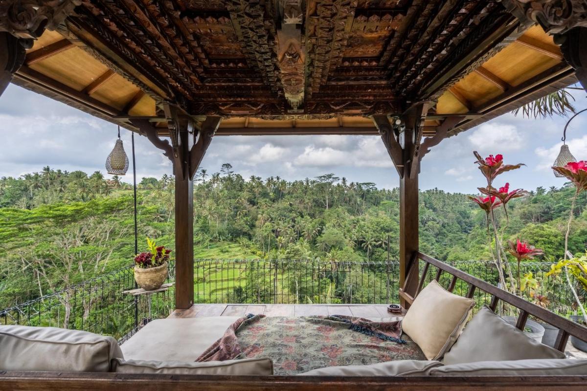 Tirta Asri Ubud Villa - Housity