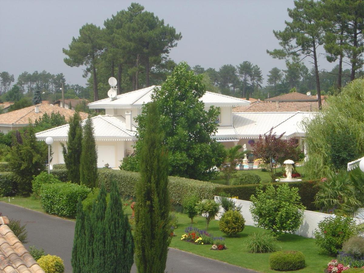 Chambres d'Hôtes Villa La Louisiane - Housity