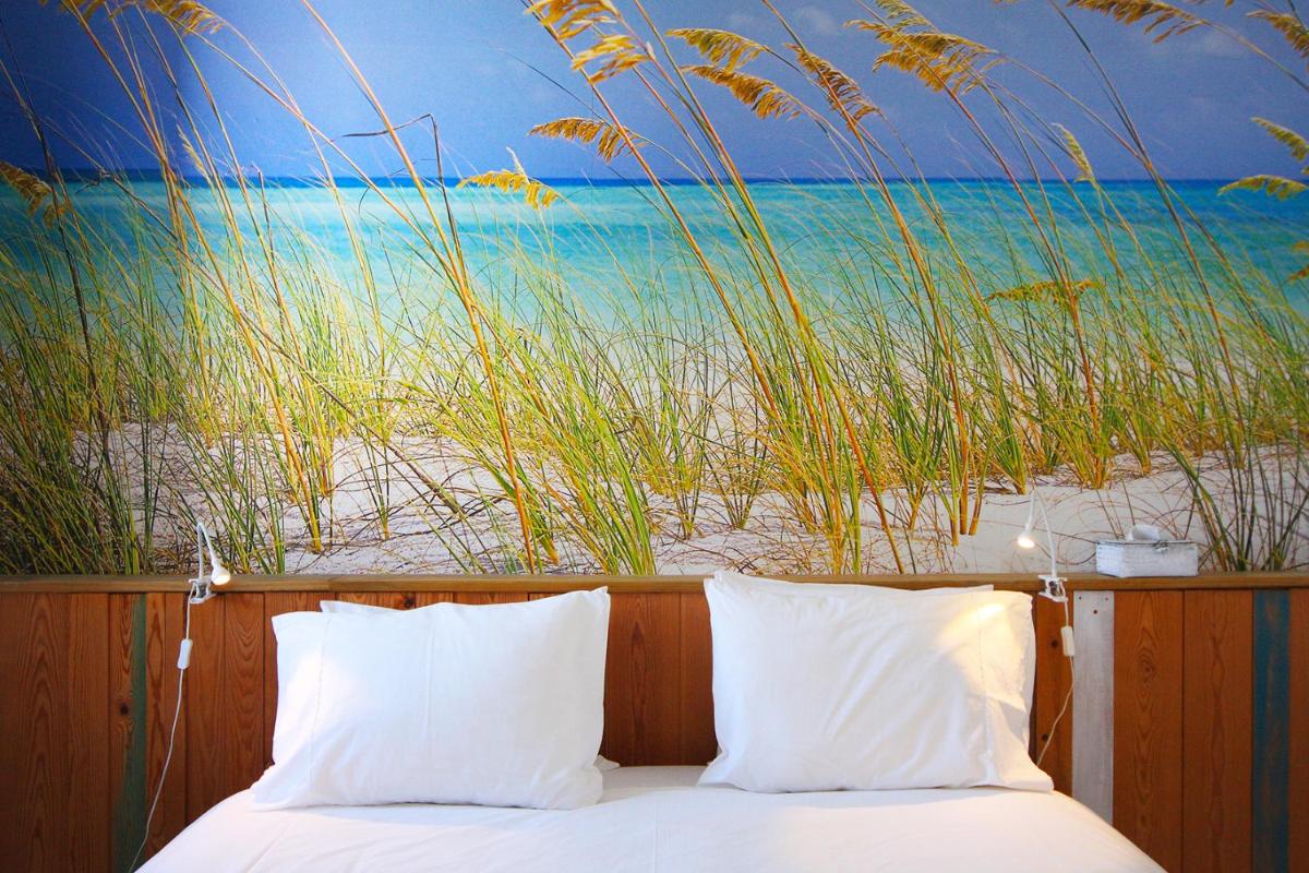 Aloha Beach House H - Housity