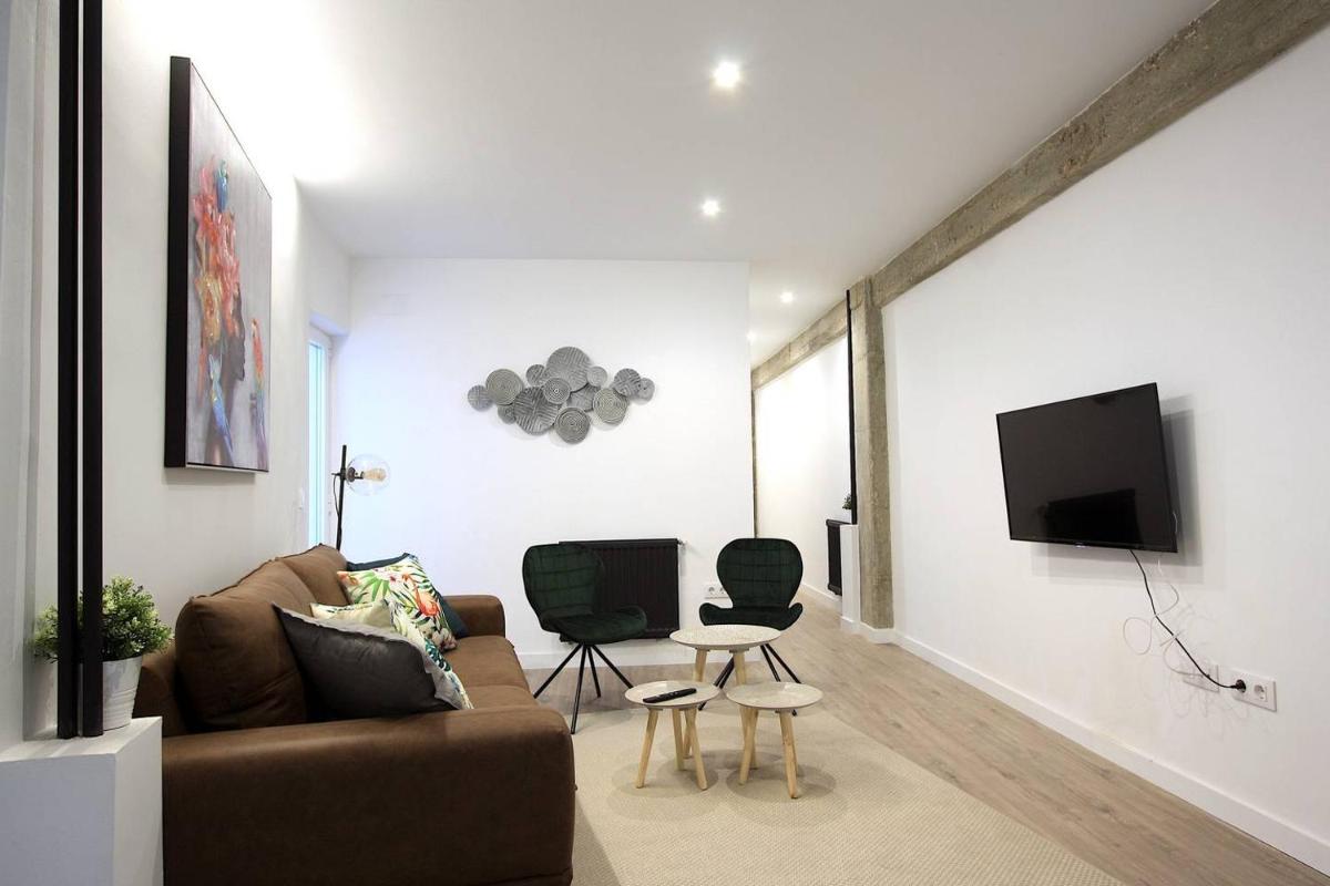 Stunning Apartment for 8 people in Salamanca City by Batuecas - Housity