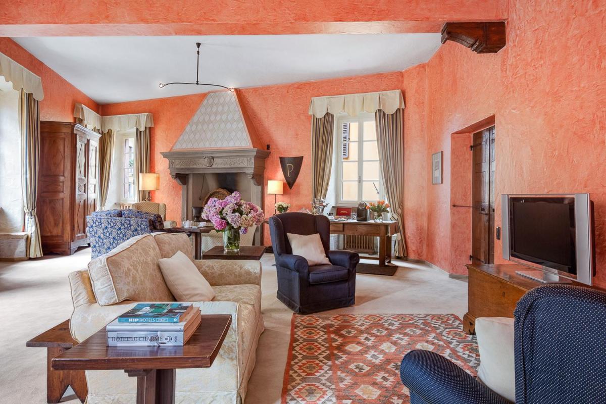 Hotel Pironi - Housity