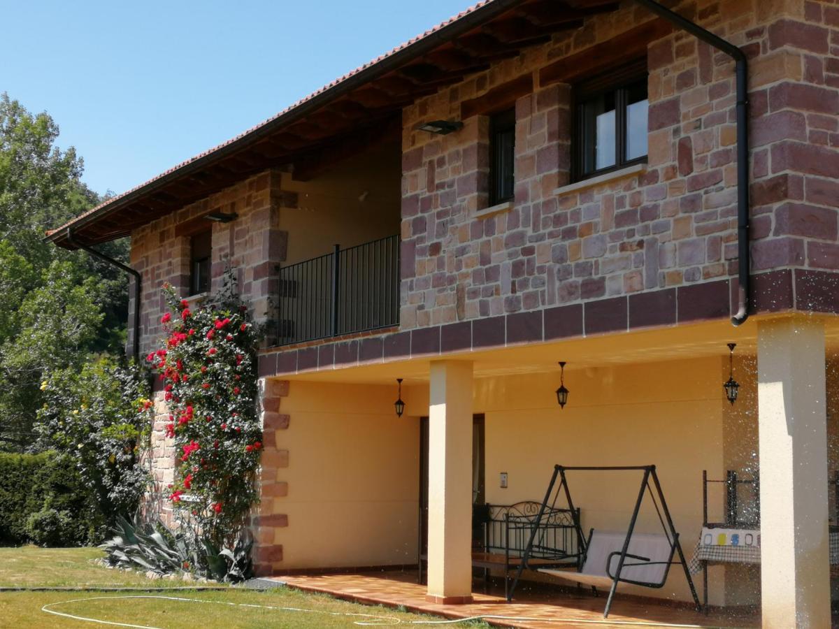 Casa rural LLOSA Planta PRIMERA y Planta BAJA - Housity
