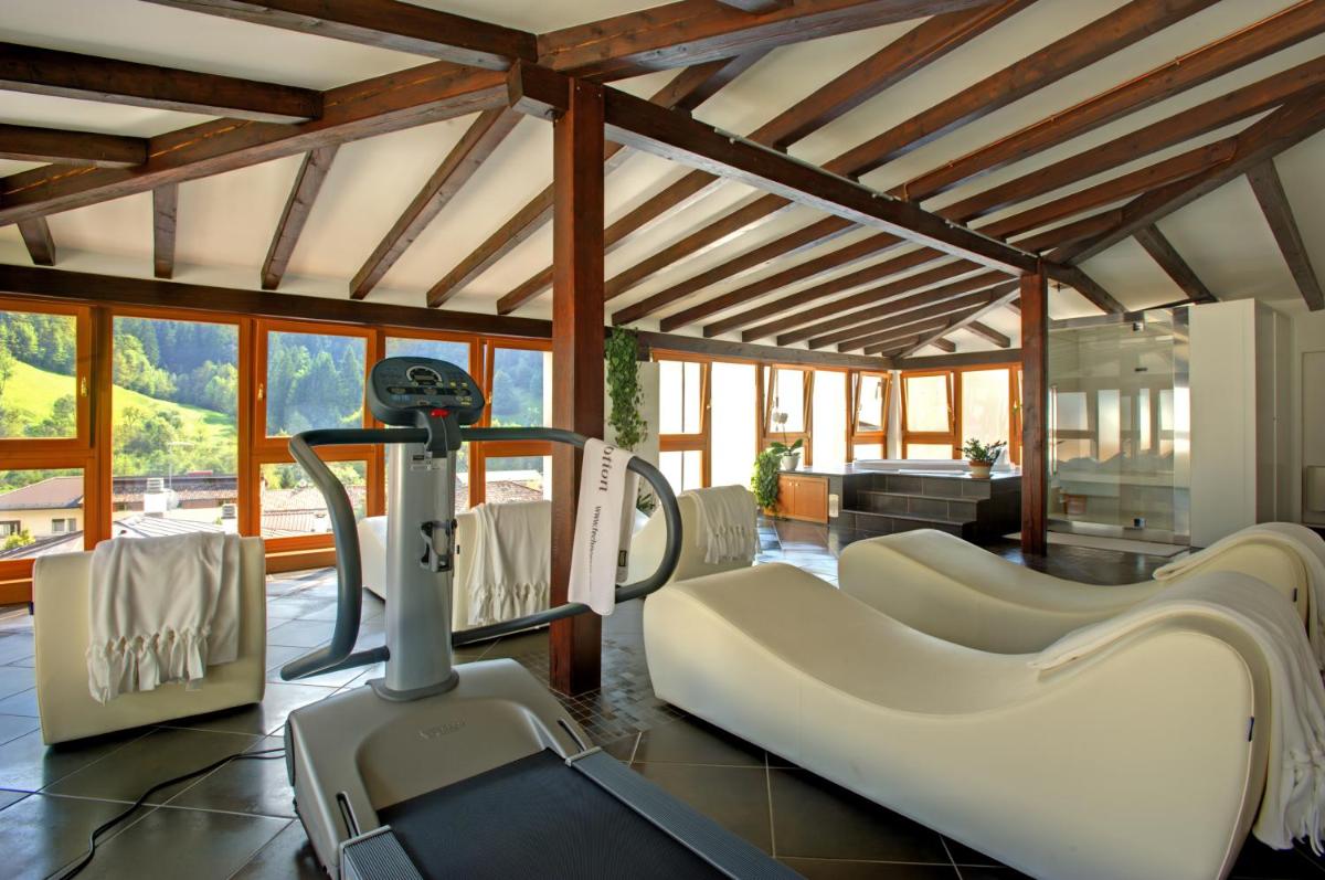 Albergo Cristofoli - Housity