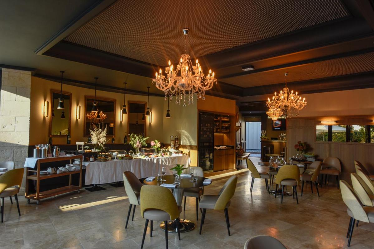 Domaine de Larchey & son restaurant - Bordeaux Sud - Housity