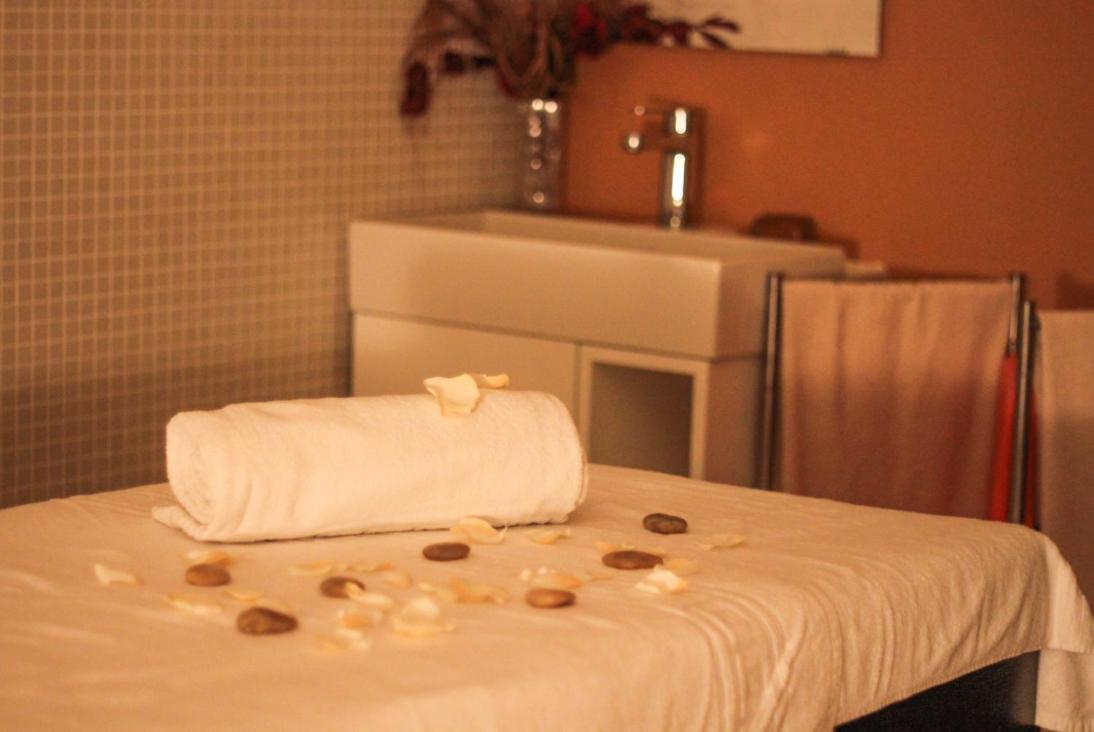 Uma cama ou camas num quarto em INLIMA Hotel & Spa
