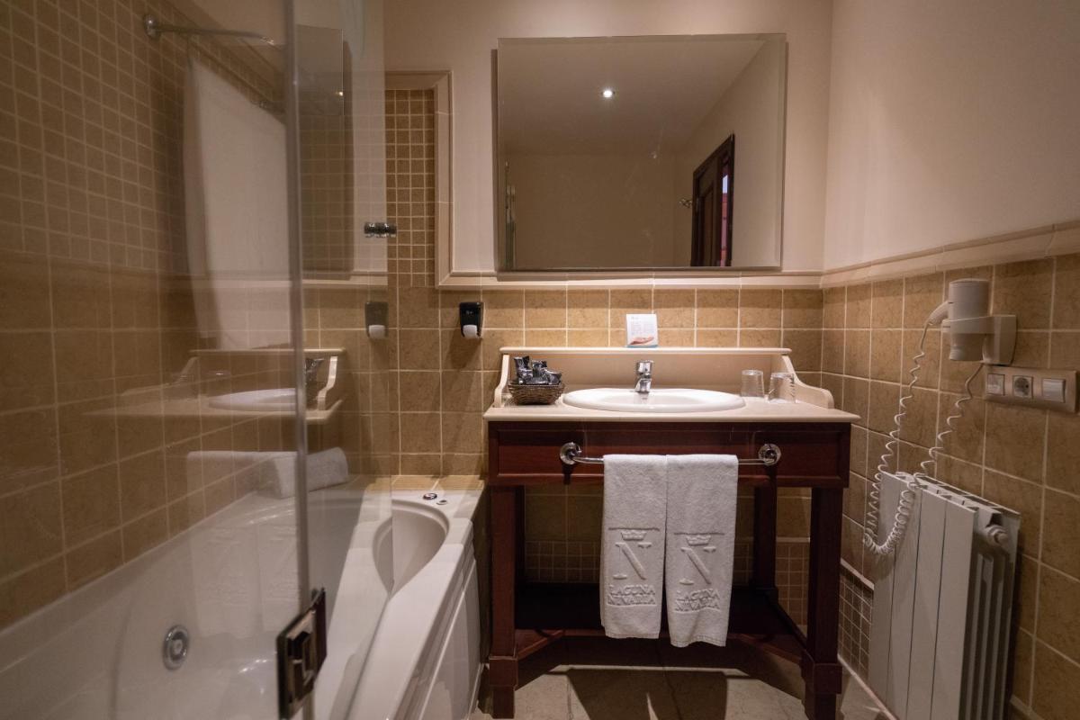Un baño de Laguna Nivaria Hotel & Spa