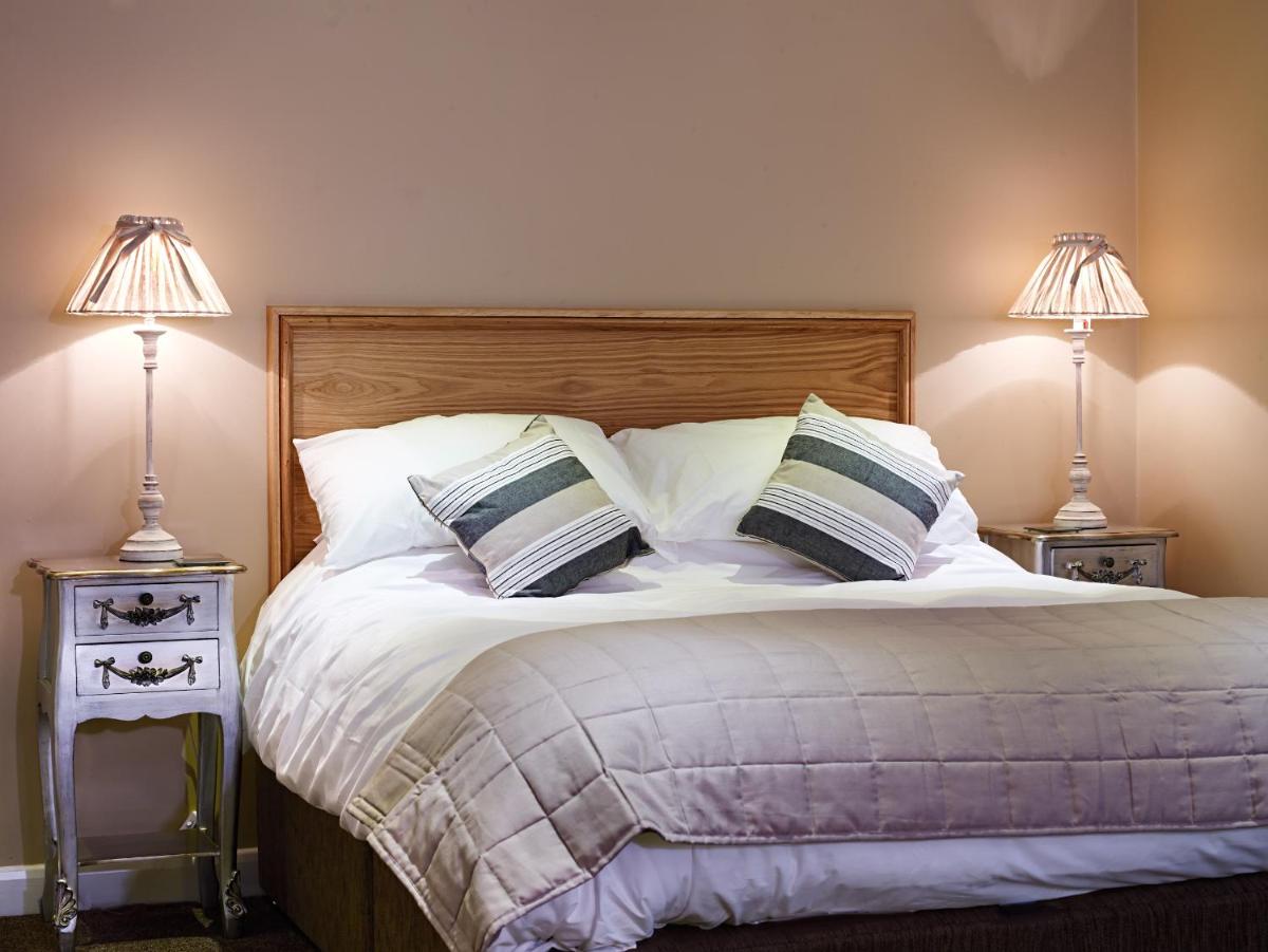 1885 the Venue - Pub, Restaurant, Rooms & Function House - Housity