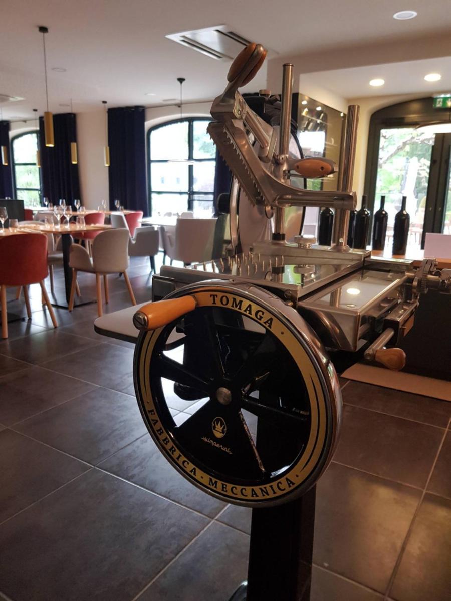 Restaurant ou autre lieu de restauration dans l'établissement Le Domaine Du Colombier
