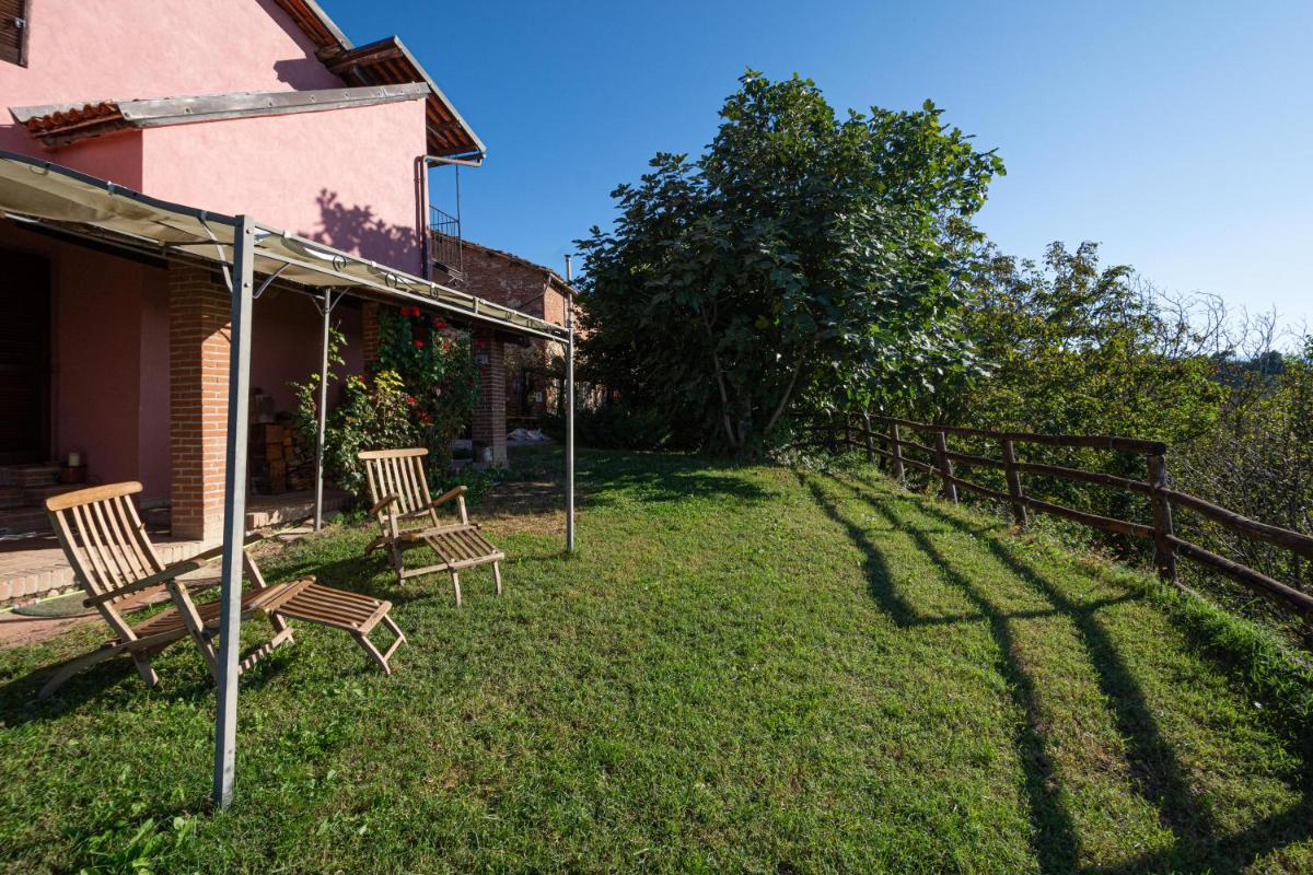 Splendido rustico nella Langa - Housity
