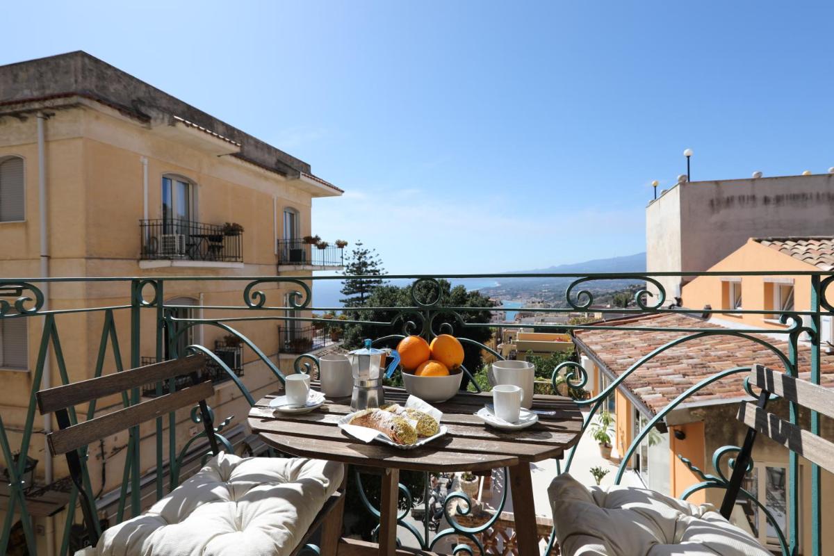 Greek Theater - Sea View Apartment - Housity