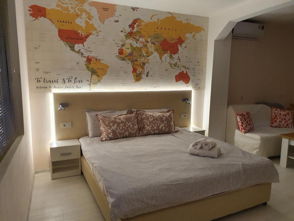 Malavi top center deluxe studio Ruse! Comfort&clean! - Housity