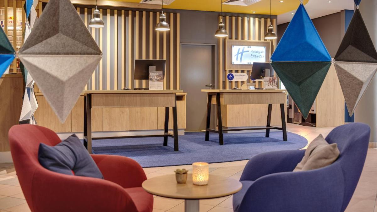 Holiday Inn Express Cologne Troisdorf by IHG - Housity