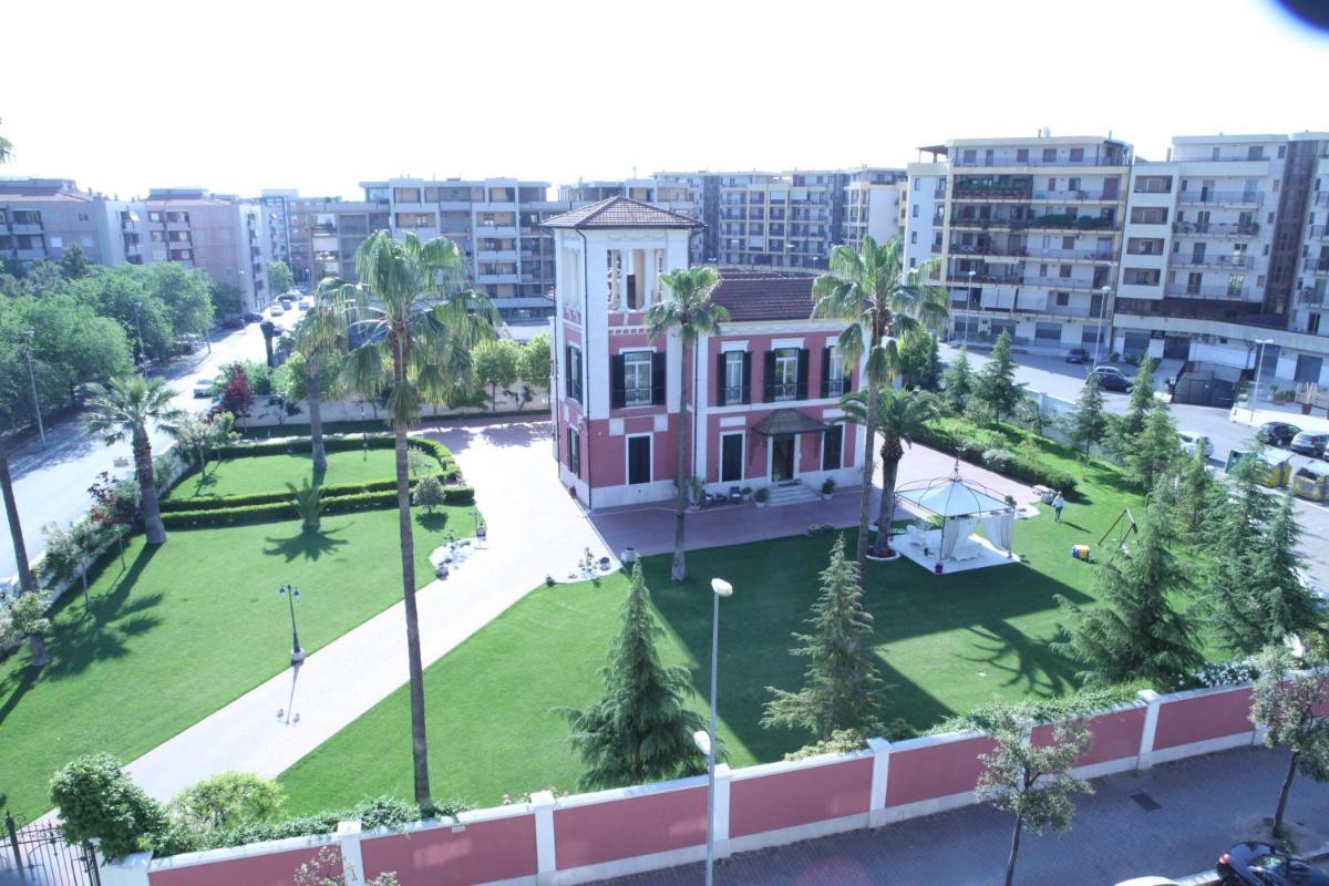 Villa Pallotta Luxury B&B - Housity