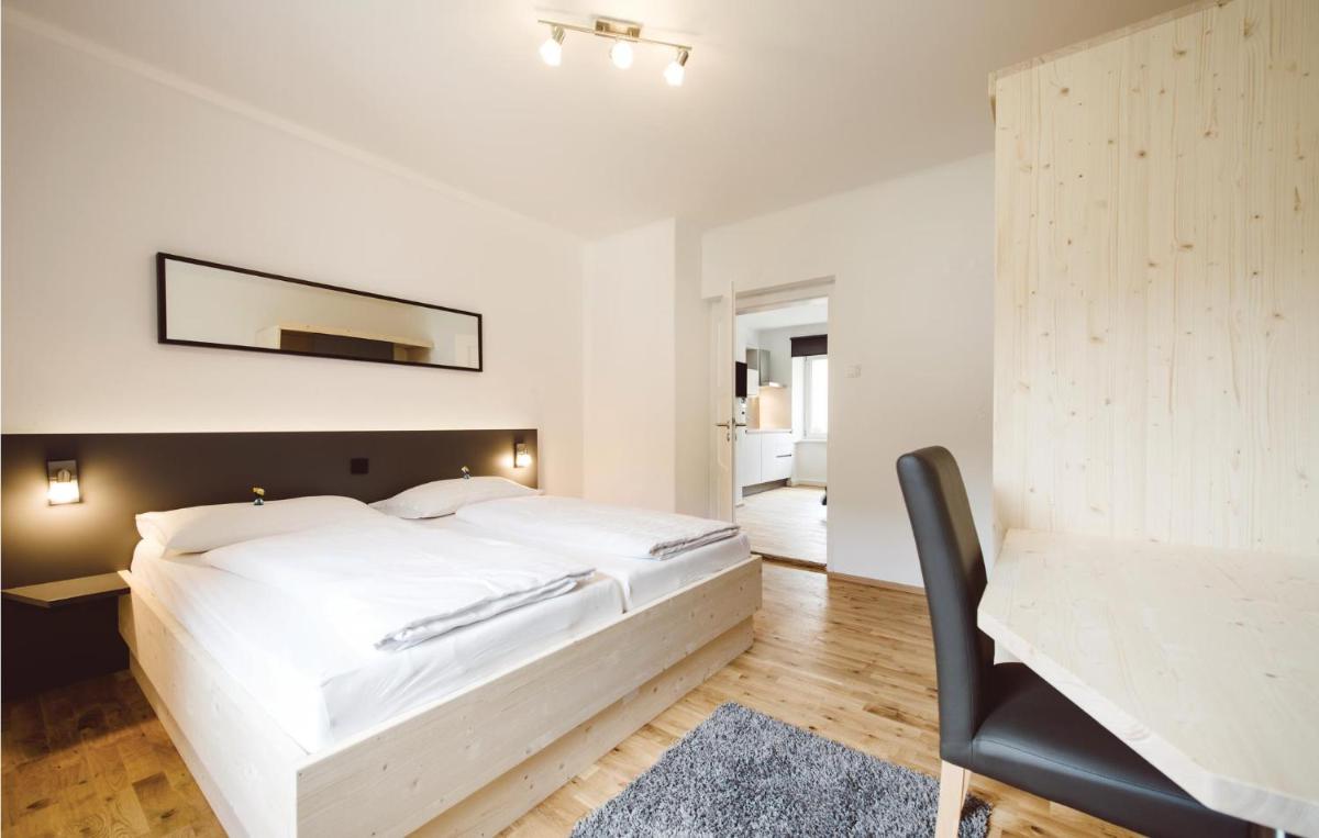 Amazing Apartment In Eisenerz With 2 Bedrooms And Wifi - Housity