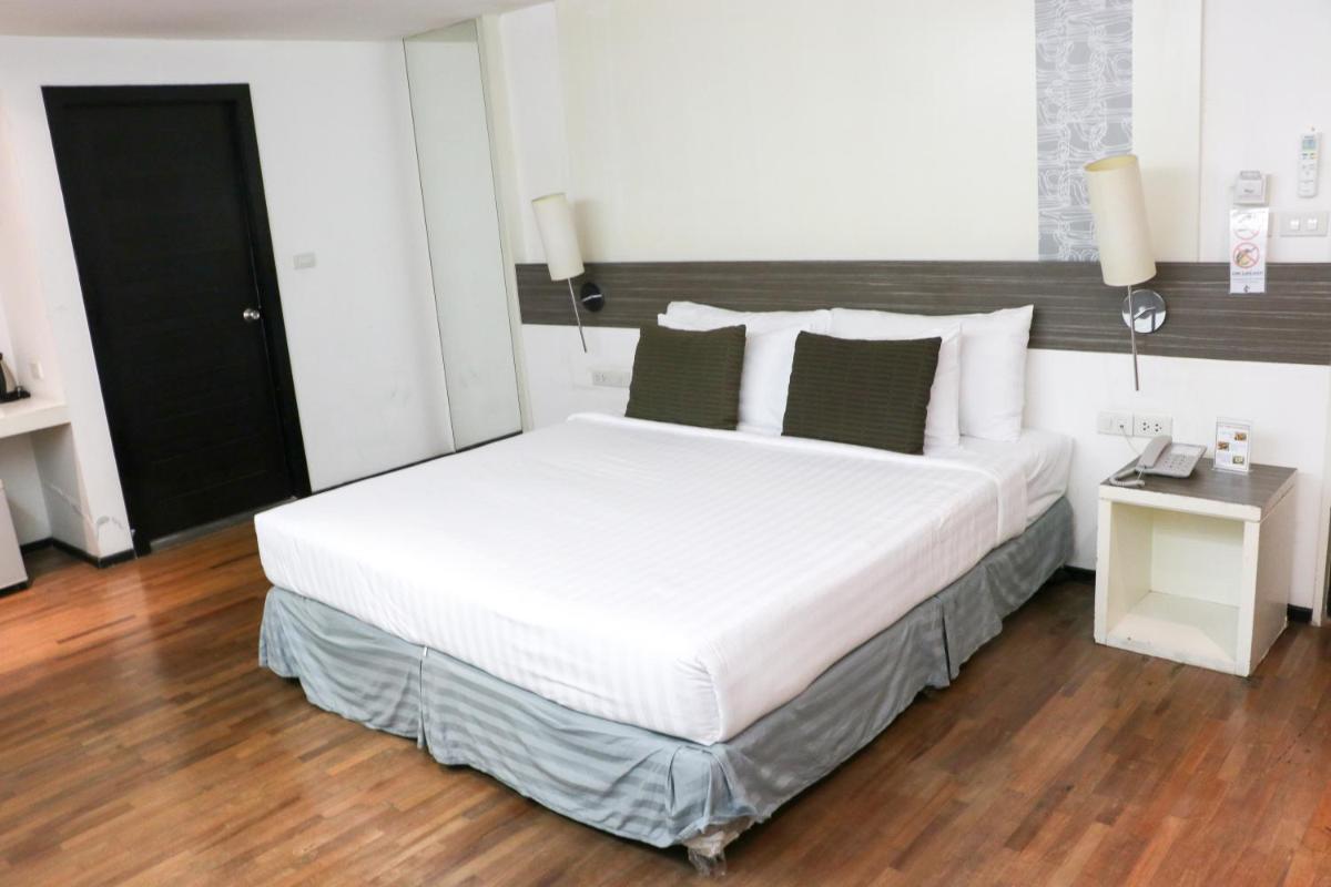 The Mini R Ratchada - Housity