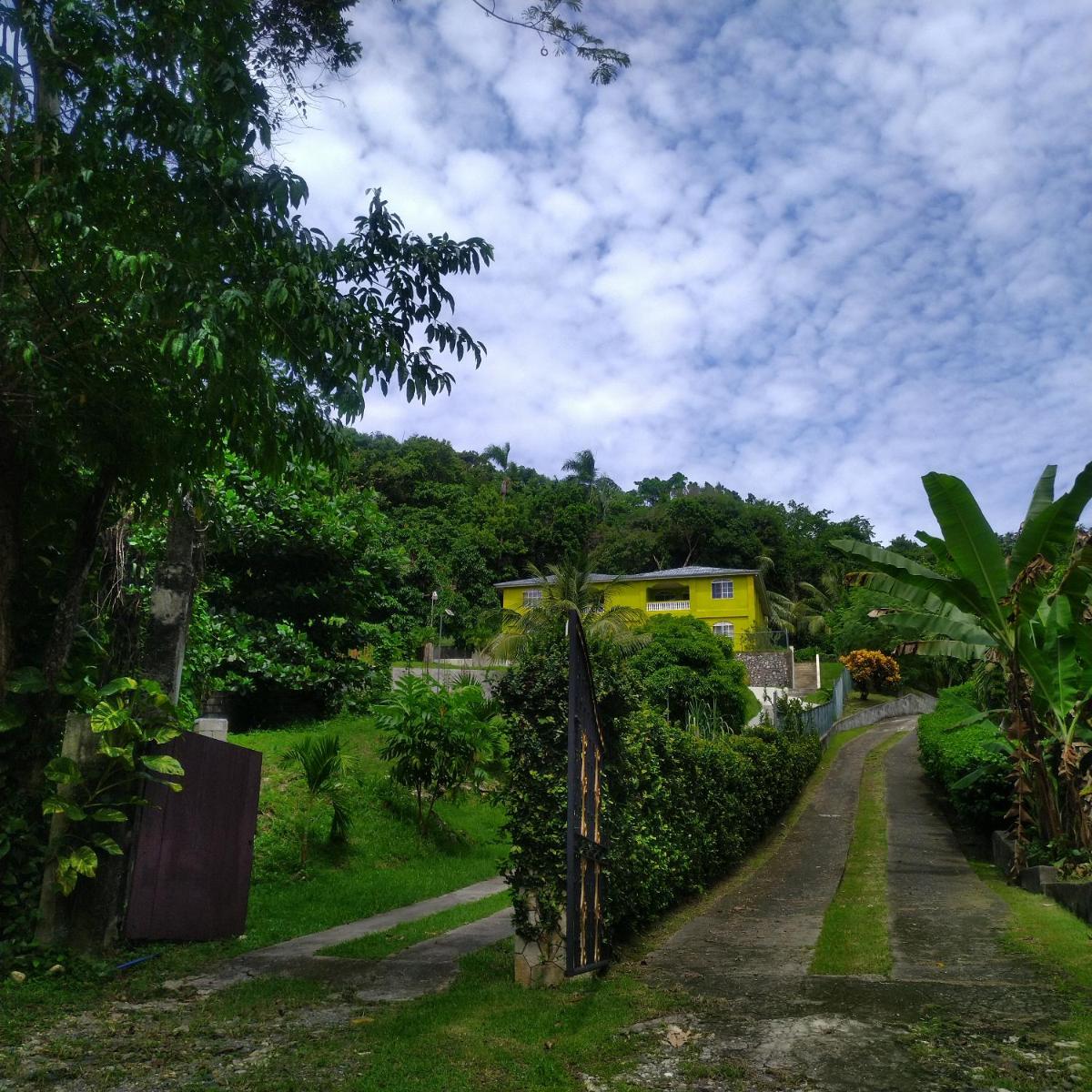 Tha Lagoon Spots CooL VyBz - Housity